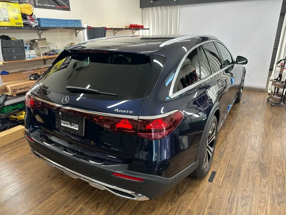 メルセデスベンツ Eクラスワゴン 窓枠モール・ルーフレールPPF施工・タッチパネル保護フィルム貼り