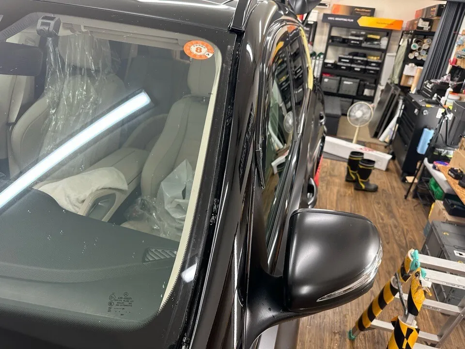 Mercedes Benz GLS400d(事故のため貼り替え施工)