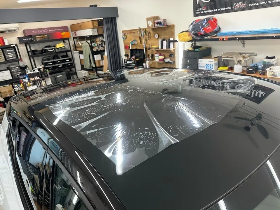 ボルボ EX30 サンルーフ断熱フィルム施工