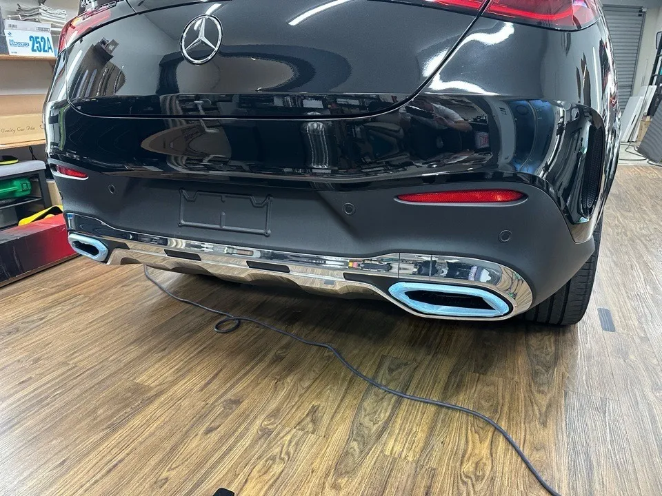 メルセデスベンツ GLCクーペ 窓枠モール・前後バンパーメッキ部分・グリルメッキ・ラッピング