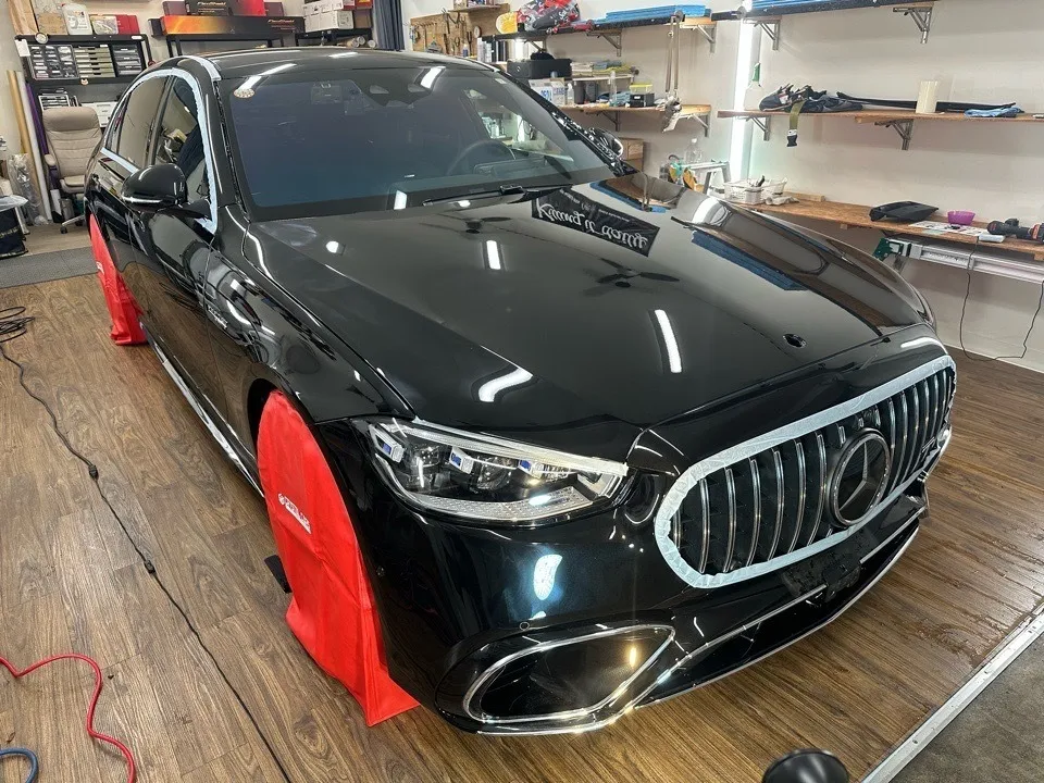 メルセデスベンツ AMG-S63EP GWEARシラザン50コーティング・リア3面フィルム施工・フロントガラスプロテクションフィルム施工