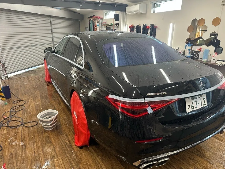 メルセデスベンツ AMG-S63EP GWEARシラザン50コーティング・リア3面フィルム施工・フロントガラスプロテクションフィルム施工