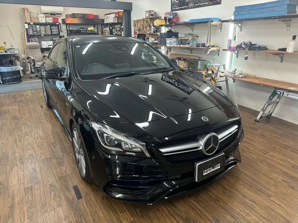 メルセデスベンツ CLA45 窓枠モール・サイドステップシルバー部分・フロントリップ・ラッピング