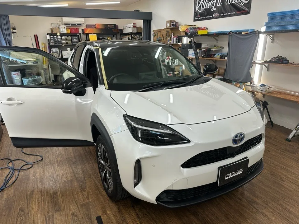 ヤリスクロス Aピラーラッピング